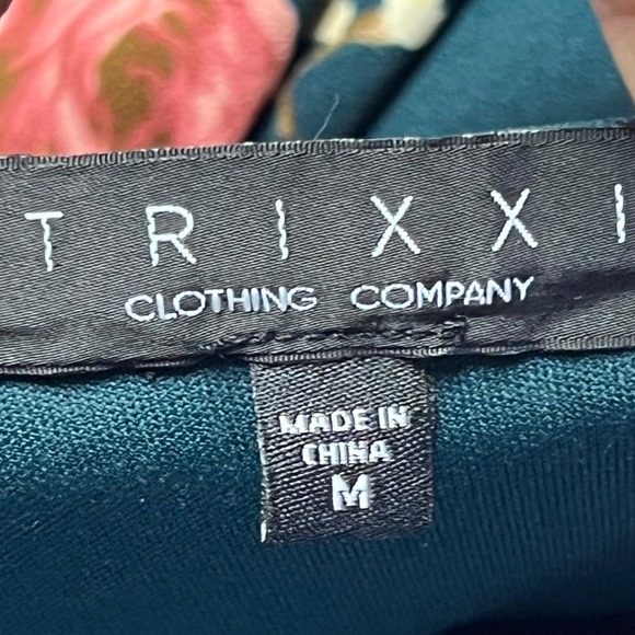 Trixxi Mini‎ Dress Size Medium Green Floral Tiered Scuba Cottagecore Square Neck - Picture 8 of 12